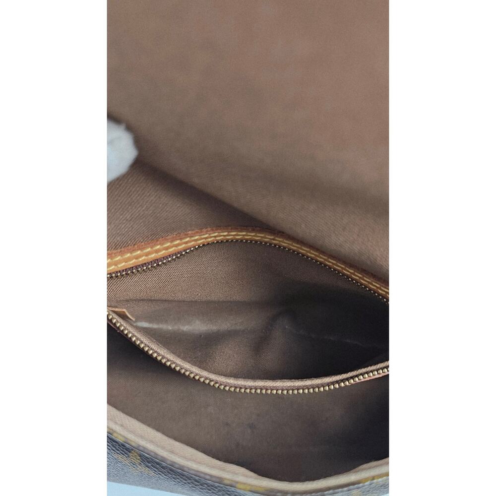 LV Monogram Looping Mini - image 12